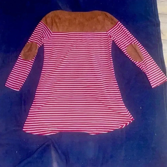 Umgee Dress - Picture 2 of 3